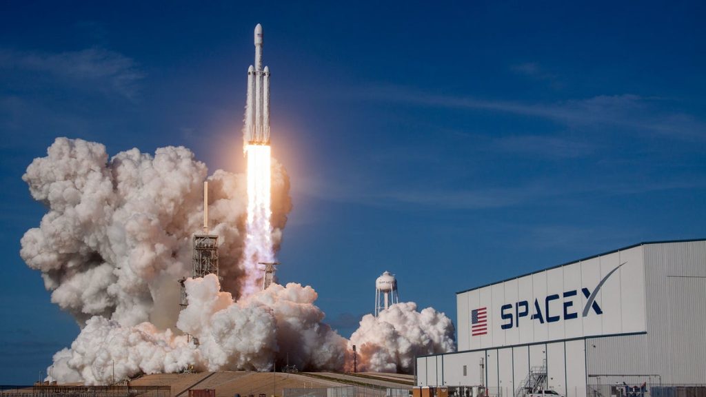 SpaceX coming for AT&T and Verizon now, T-Mobile later